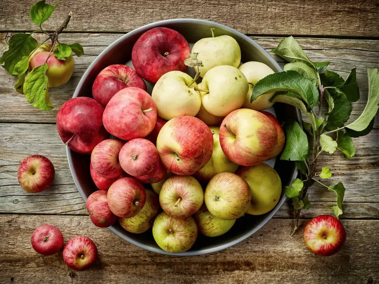 Mele rosse o mele gialle: quali sono quelle che fanno più bene?